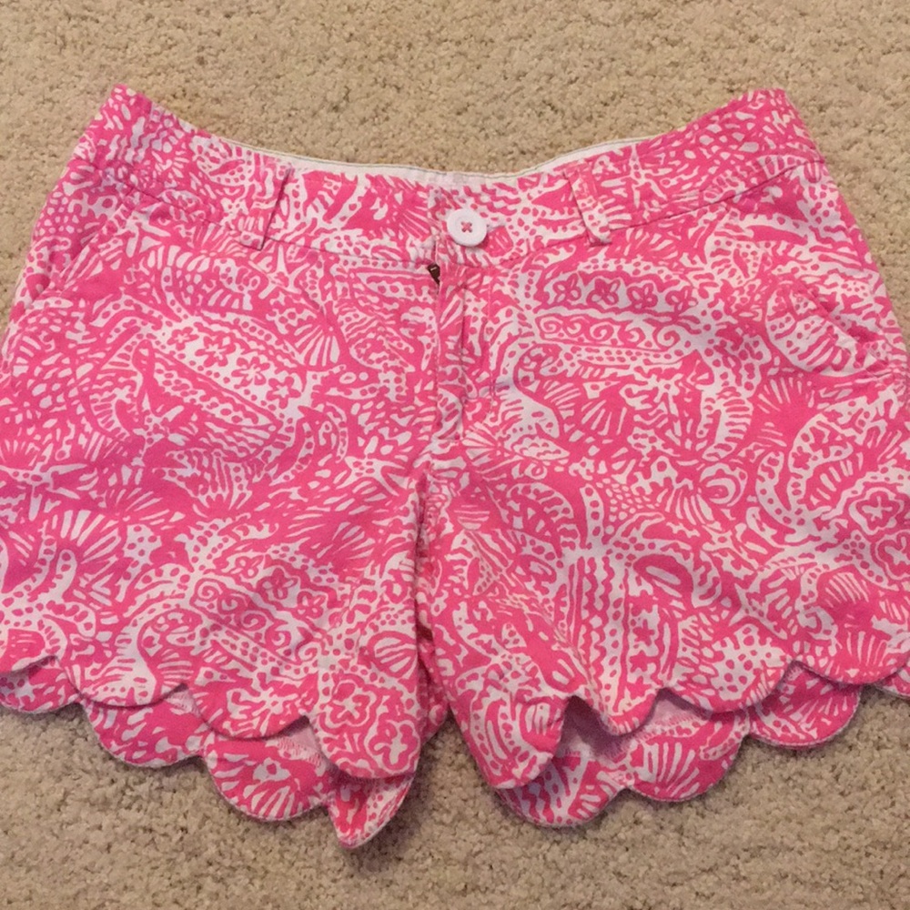Lilly Pulitzer scalloped shorts